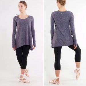 Lululemon Womens Rehearsal Swan Top XS Long Sleeve Thumb Holes Heather Gray